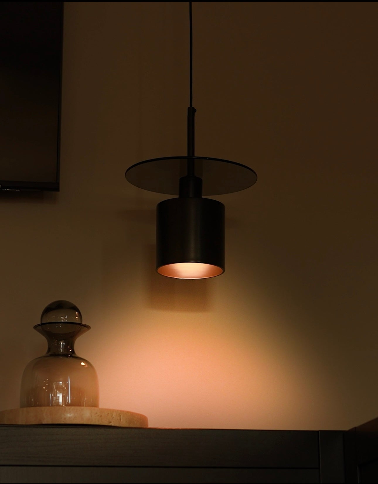 Rimo Roy - Selbstklebende Akku-Hängelampe